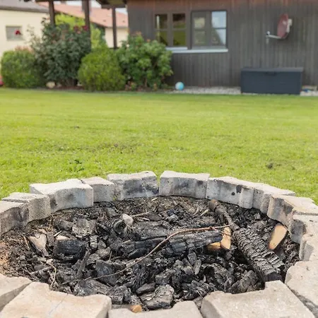 Gaestehaus Meier Ferienwohnung Und Camping Eschlkam Exterior foto